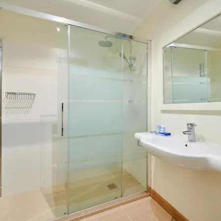 Hotel Juan De La Cosa Santoña