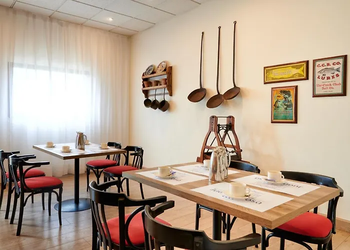 Hotell Juan De La Cosa 4*