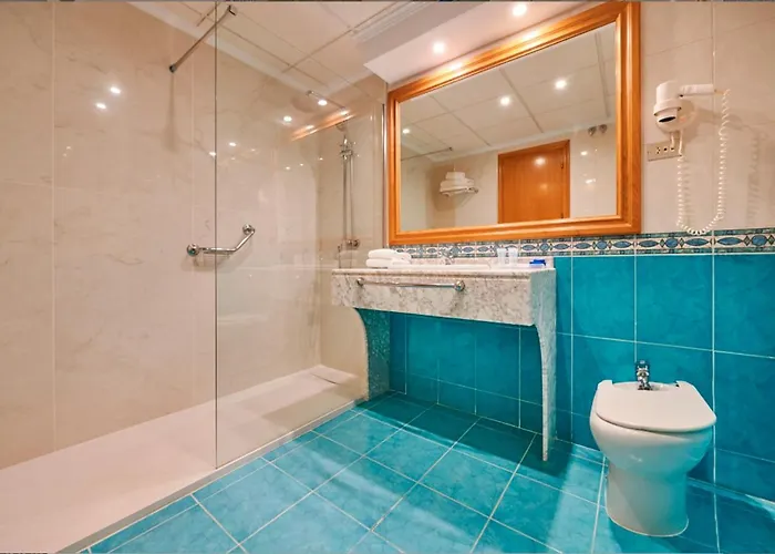 Juan De La Cosa Hotell