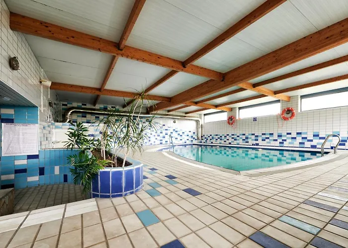 胡安科萨酒店 Santoña